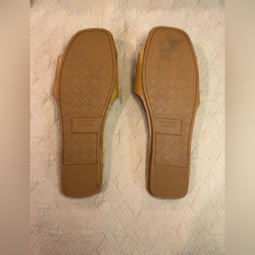 Nine West sandals  - Picture 2 of 4